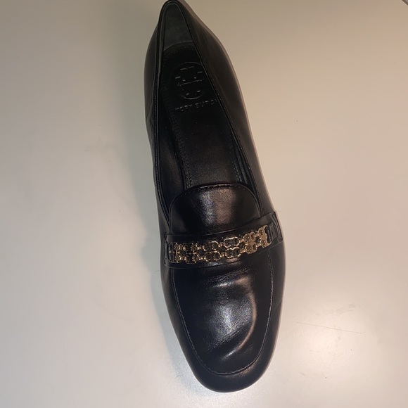 Tory Burch | black Leather Chain-Link Accents Loafers | size 7.5 - Picture 10 of 13
